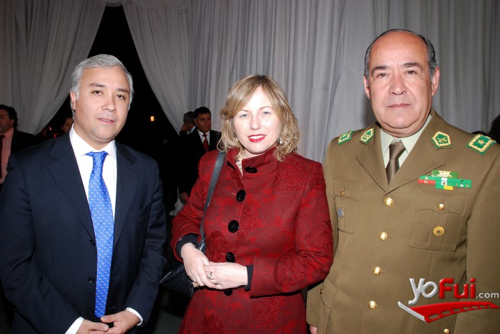 Neftali Carabantes, Romina Smith, General de Carabineros Iván Whipple