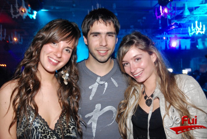 Daniela Hanselaar, Sebastián Rivas, Natalia Zwikutzer