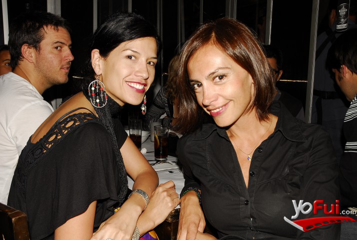 Cata Valdés, Claudia Burr