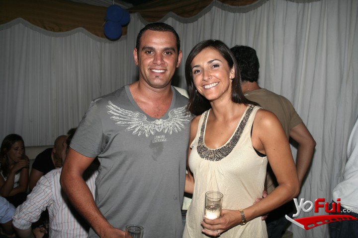 Toño Benedetto (Cumpleañero), Antonieta Ormazaval