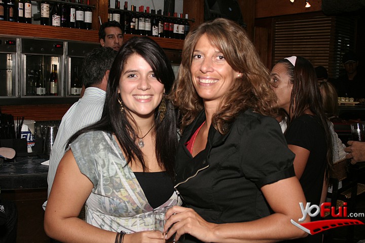 Camila González, Valeria Stade