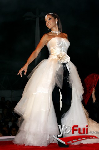 Catherine Fulop (Caffarena Glam)
