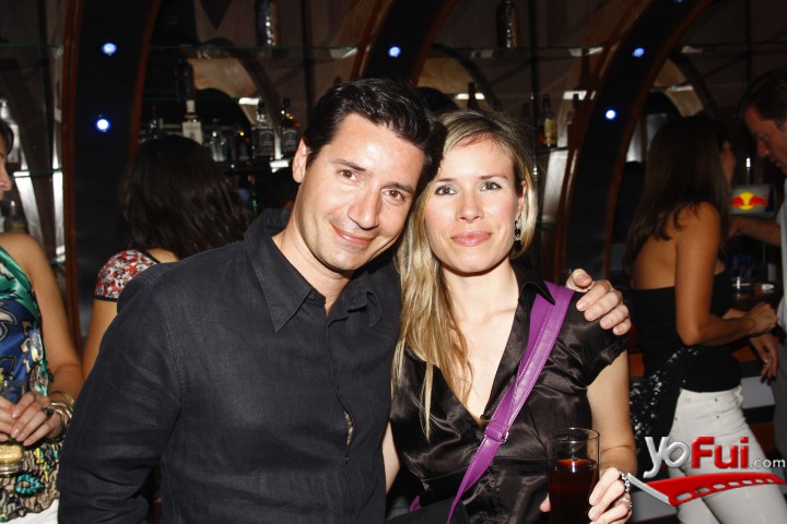 David Olivares, Elena Adán