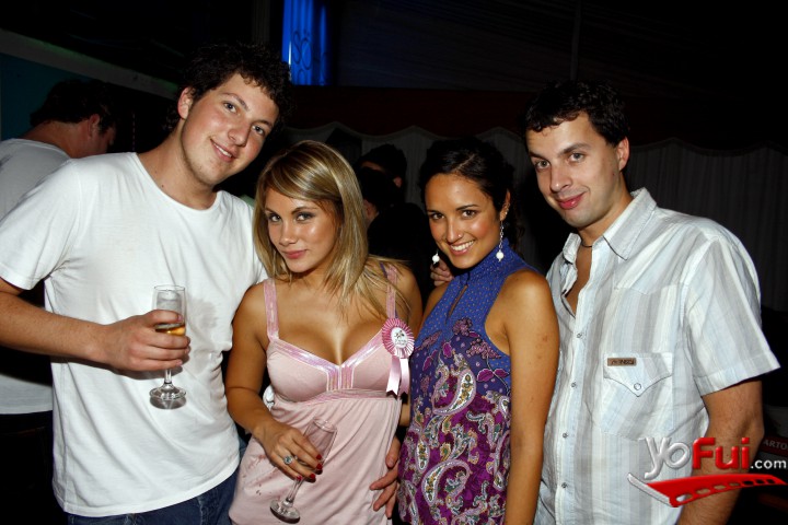 Nicolas Mena, Paz Gómez, Isa Ormazabal, Javier
