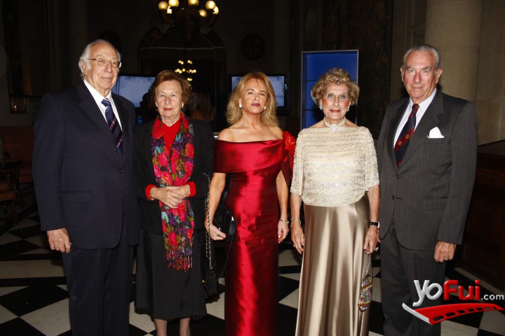 Antonio Urrutia Aninat, Beatriz Martínez de Lira, Sol Silva, Julita Astaburuaga, Alejandro Lira O (Presidente Club de la Unión)