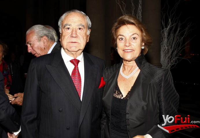 Roberto Guzmán Velasco, Teruca Martínez de Guzmán