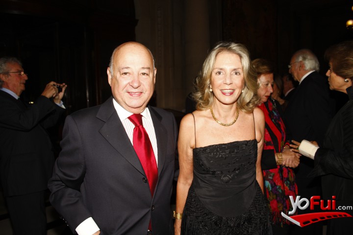 Luis Alberto Camus, Amparo Elizalde