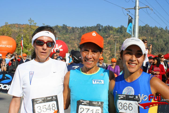 Mónica Regonesi (Primer lugar categoría 46 a 55), Virginia Peña, Patricia González