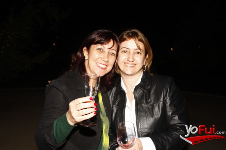 Julianne Paulitsch, Valeria Rodriguez