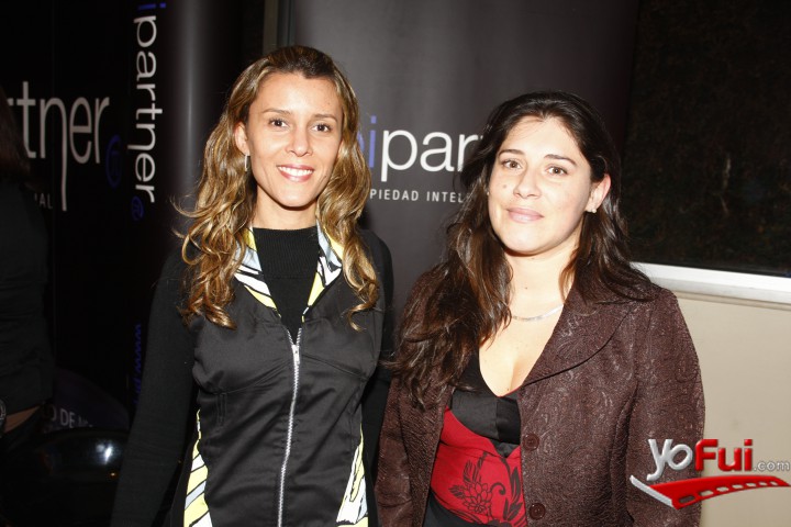 Andrea Hidalgo, Ana María Ponce