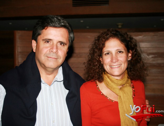Andrés Ugarte, Jessica Larrain