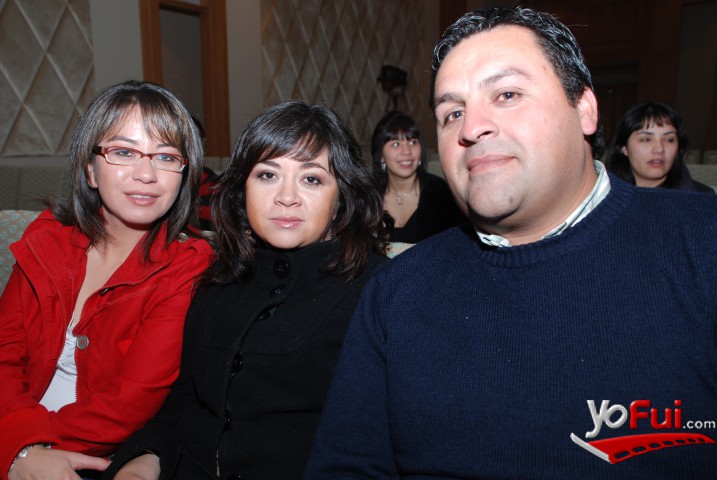 Mary Orellana, María Consuelo Flores, Pablo Ortiz