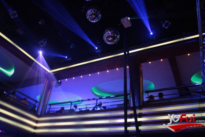 Interior Club Eve