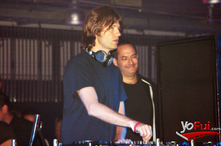DJ Hernán Cattaneo