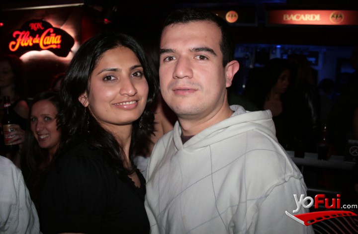 Naaz Kazi, Mauricio Henao