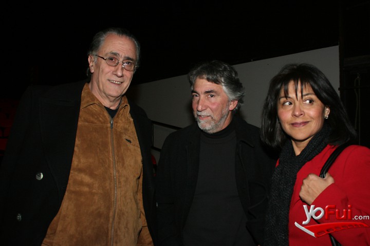 Hernan Singer, Nestor Singer, Viviana Gaete