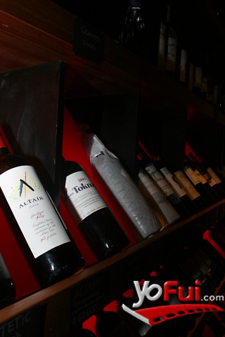 Fotografía en 80´s & Wine, Open Wine & Cafe Bar
