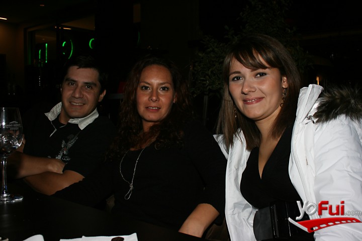 Pablo Gonzales, Barbara Salinas, Alejandra Juigensen