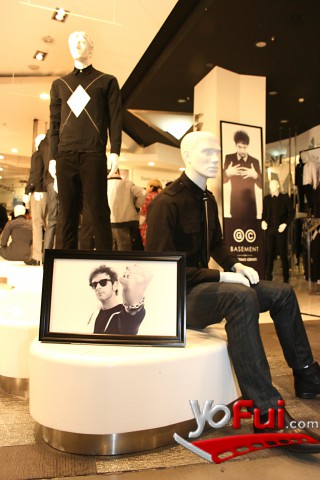 Fotografía en Gusavo Cerati lanza colección de ropa masculina, Falabella Portal de La Dehesa