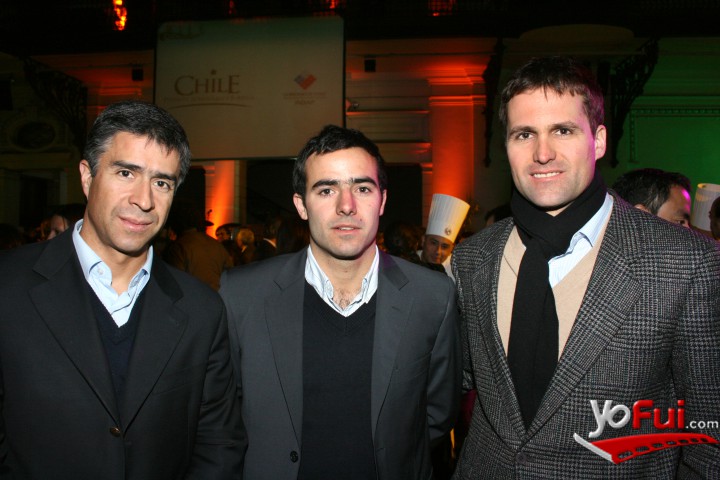 Rodrigo Gatica, Manuel Correa, Tomas Ibañez