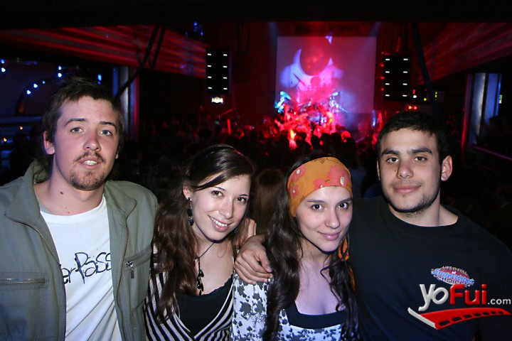 Matias Roa, Paula Schrader, Daniela Muñoz, Javier Garcia