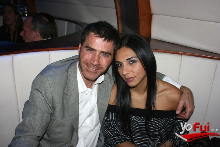 Rodrigo Leon, Ana Luisa Santos
