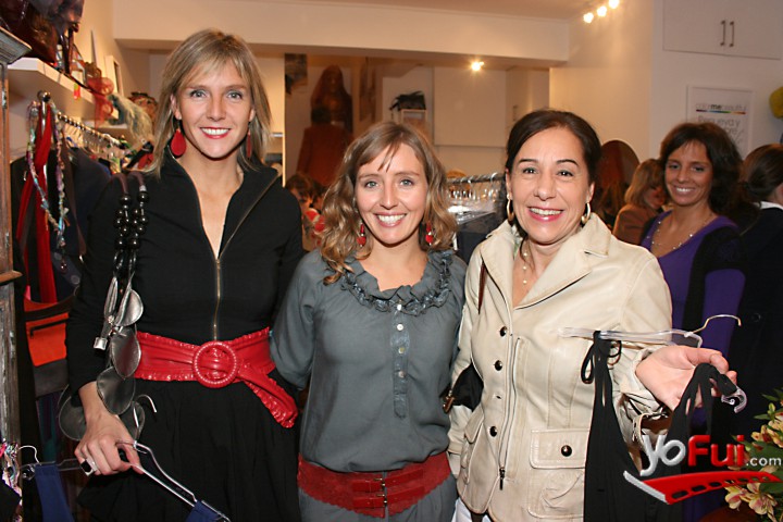 Alejandra Velasco, Pilar Velasco, Carmen Grez