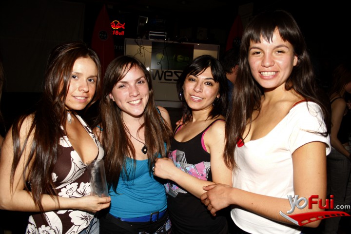 Anita Gomez, Mery Pitwell, Michelle Bascuñan, Pia Yañez