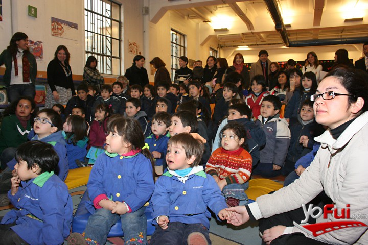 Donación primer libro chileno para niños  celiacos: Celia y la fiesta de las galletas
