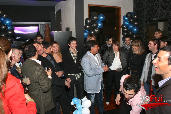 Cumpleaños de Humberto Maturana en Resto-Bar Desmadres