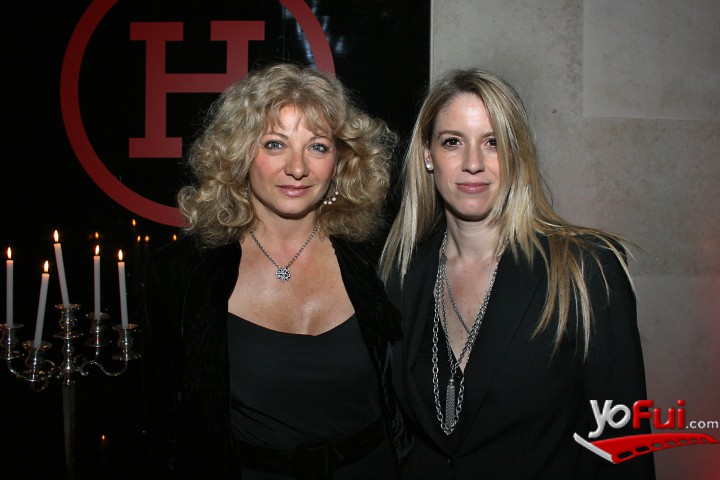 Ana María Garling, Paula Salinas
