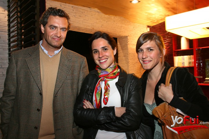 Ricardo Mackay, Clara Rocca, Antonia Irarrazabal