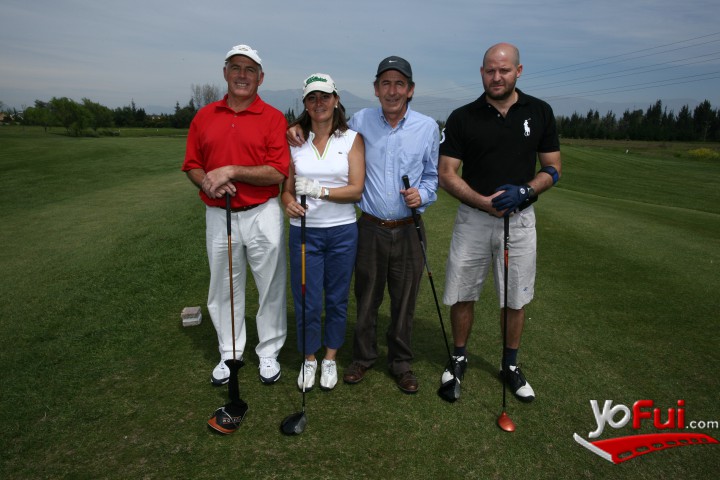 Lorenzo Serón (Presidente Club Las Araucarias de Linderos), Macarena Mir, Juan Manuel Ortiz, Rodrigo Mir