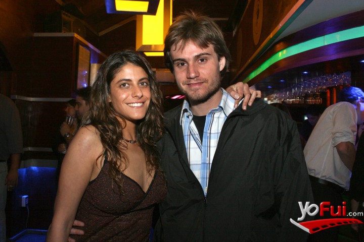 Macarena Hirmas, Simon Brantes