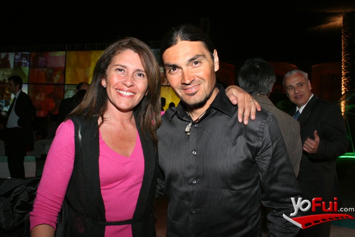 Claudia Gonzalez, Luis Andaur