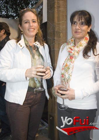 Karen Schwend, Luz María Varas
