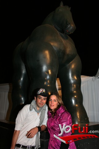 Maximiliano Gallegos, Vesna Korlaet