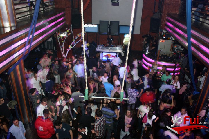 Fotografía en Lanzamiento  Bad Sister 2010 de la DJ Stephanie Byrt, Disco EVE Vitacura