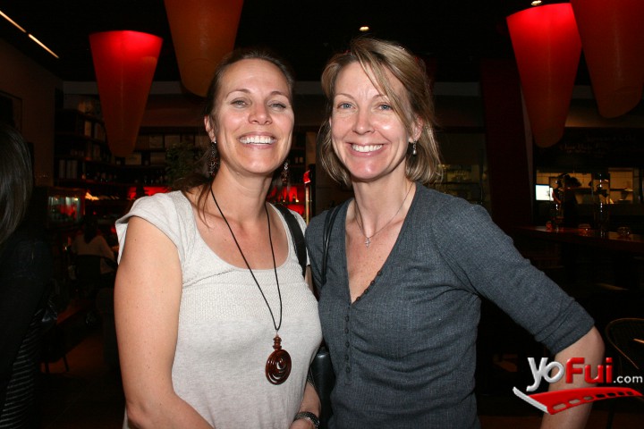 Melisa Hahn, Connie Mccabe