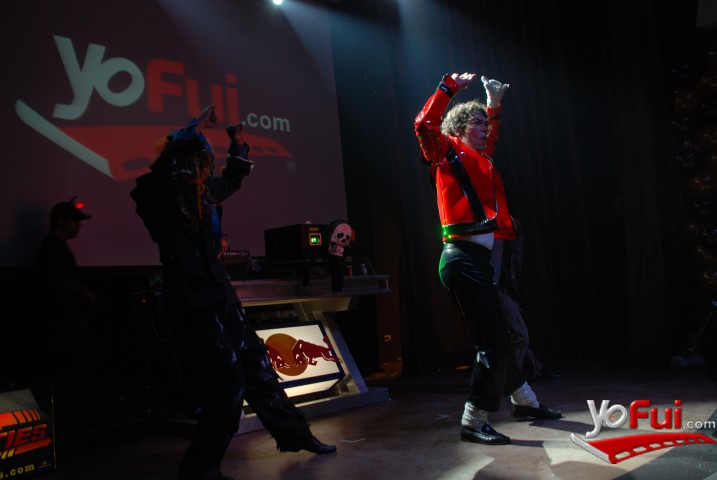 Fotografía en Noche de brujas (y brujos) Back to the Eighties, Discotheque Suka, Monticello Grand Casino