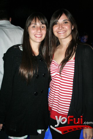Consuelo Justiniano, Claudia Garfias
