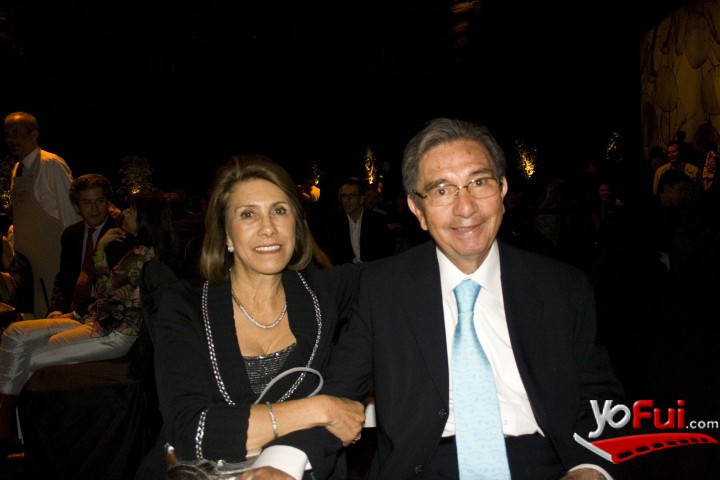 Edith Gaitan, Carlos Gaitan