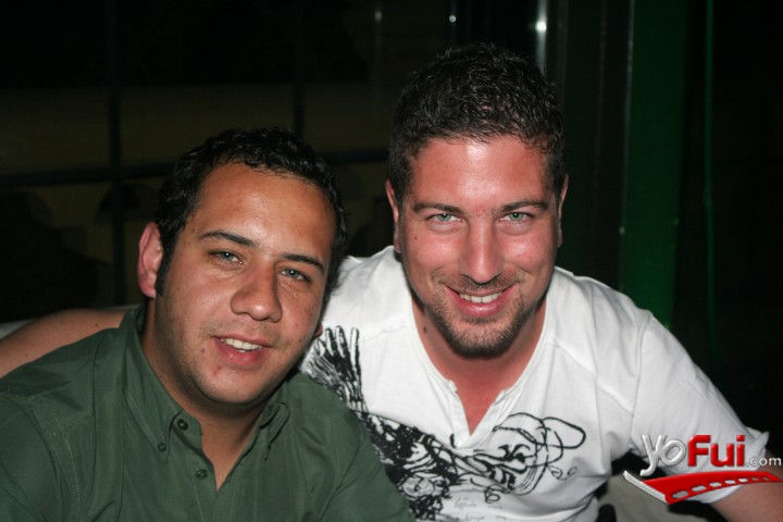 Cristobal Vidal, Moises Mois