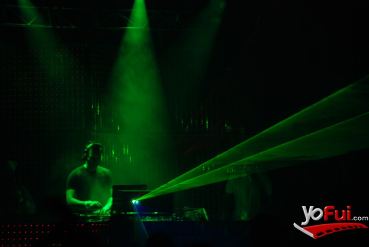 Fotografía en Cedric Gervais en Suka Club, Discoteque Suka