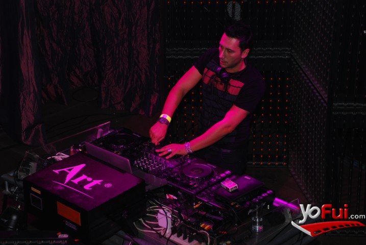 Fotografía en Cedric Gervais en Suka Club, Discoteque Suka
