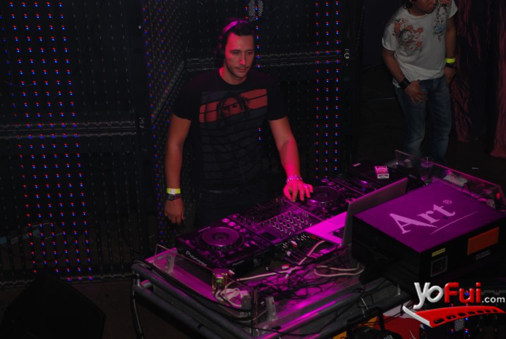 Fotografía en Cedric Gervais en Suka Club, Discoteque Suka