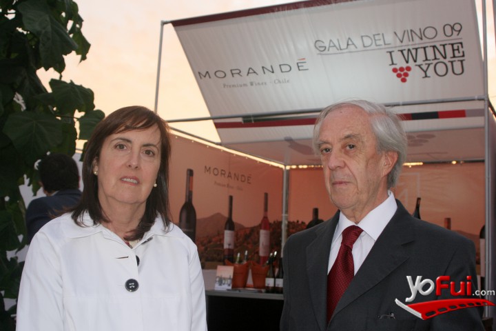 Carmen Cancino, Victor Costa