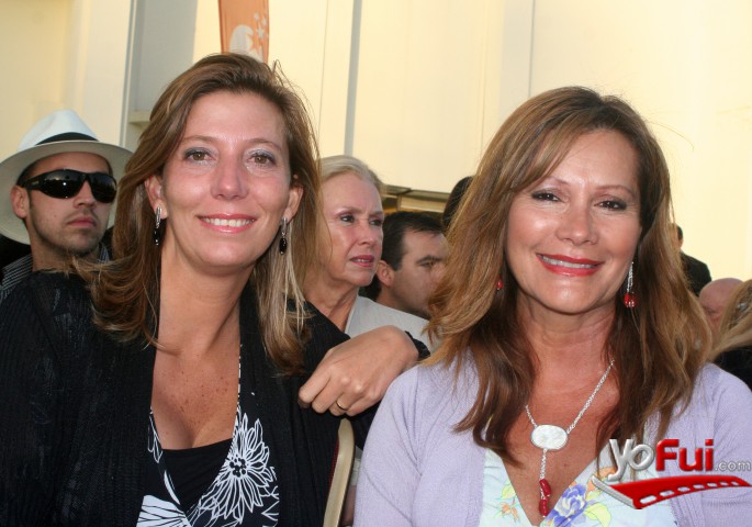 Lisa Weinrich, Janet Baeza