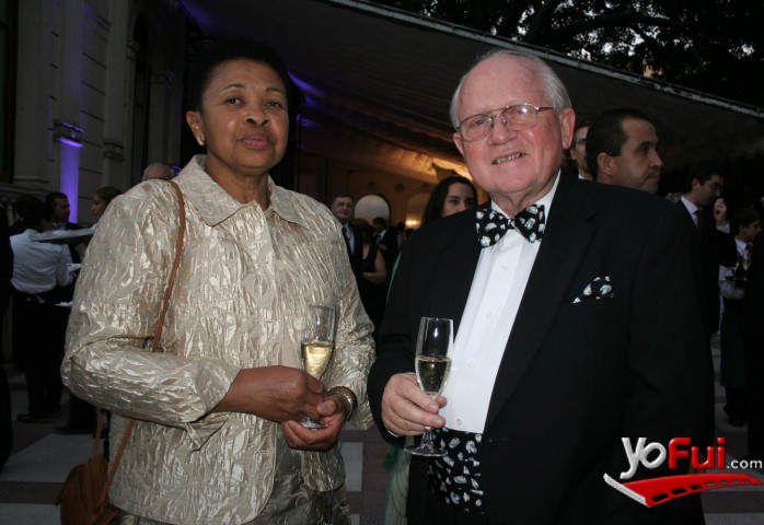 Marvis Hinson, Louis Perrotte