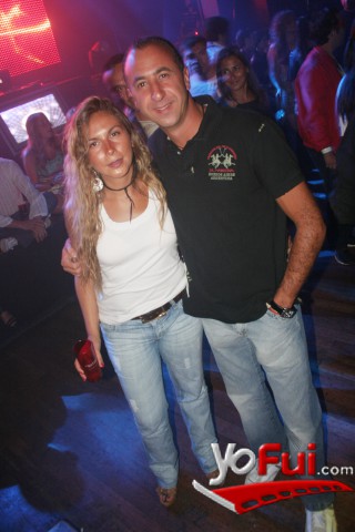 Isabel Muñoz, Alvaro Abuhadba